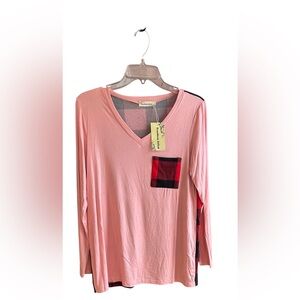 NWT Southern Stitch V-neck long sleeve top buffalo print pocket, back panel Sz S